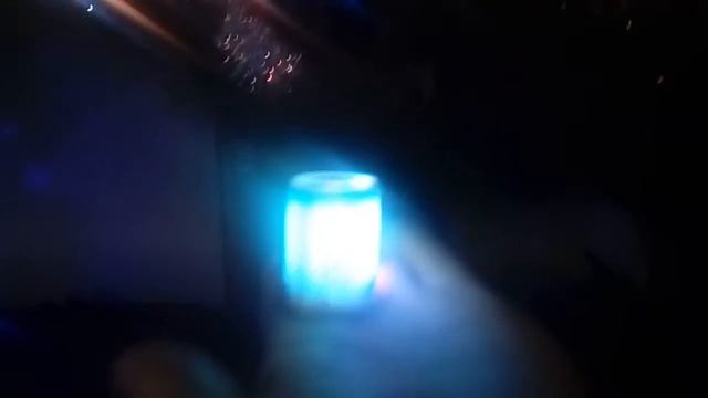 Светодиодная LED колонка мигающий MP 3 плеер смотреть онлайн
