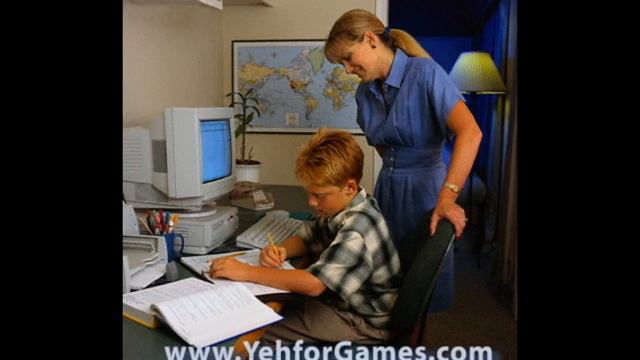 Mother levels her son to 80 the FAST way on WoW смотреть онлайн