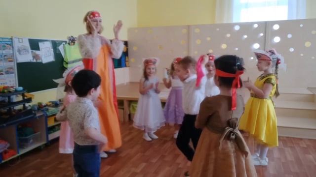 Русская народная игра "Платочек" смотреть онлайн