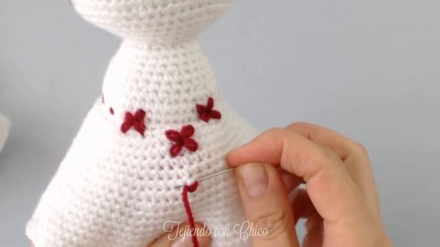 Tutorial amigurumi Hello Kitty - Montaje (mod-18) смотреть онлайн
