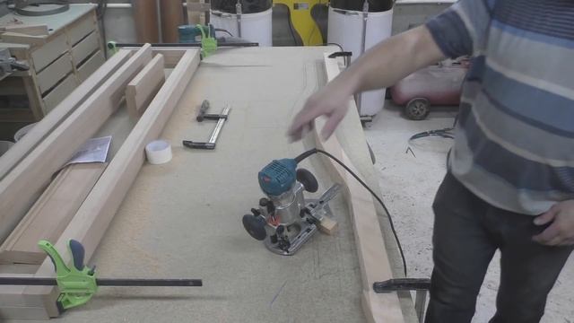 КНИЖНЫЙ ШКАФ из бука. Карниз. смотреть онлайн