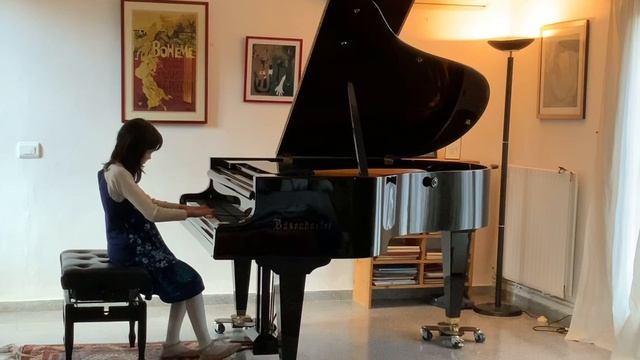 Yui Tortella Mizutani, piano - Béla Bartók - Romanian Folk Dances смотреть онлайн