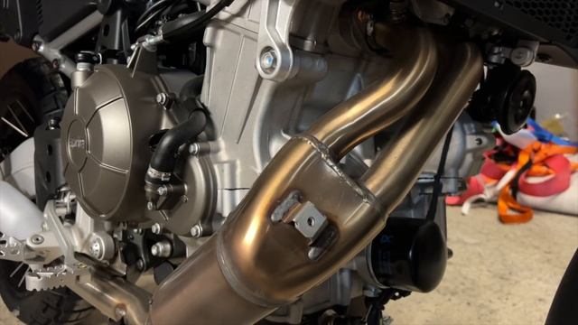 Aprilia Tuareg 660 Сборка и первый запуск. смотреть онлайн