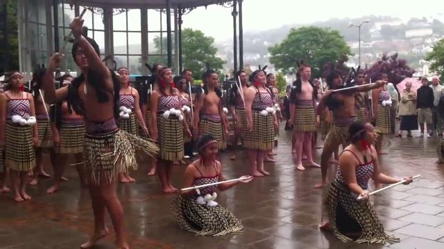 Mauri Dancers perform @ Dartmouth UK смотреть онлайн