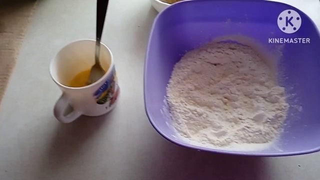 Вітаю всіх жінок , дівчаток з жіночим святом. Готуємо суп з затирушкою.