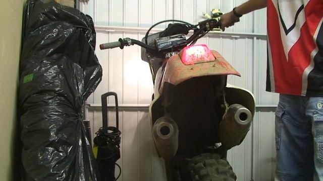 HONDA XR250 DUAL EXHAUST TWIN EXHAUST смотреть онлайн