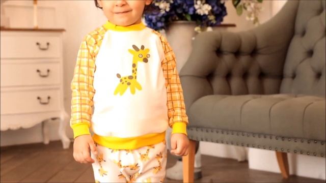 Кофточка и штанишки с жирафом для новорождённого (4020289/5030288) / фабрика КотМарКот смотреть онлайн