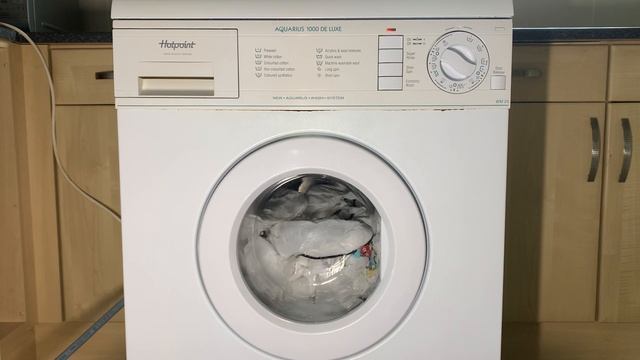 Hotpoint WM25 Aquarius 1000 De Luxe - Colourfast cotton 60°C смотреть онлайн