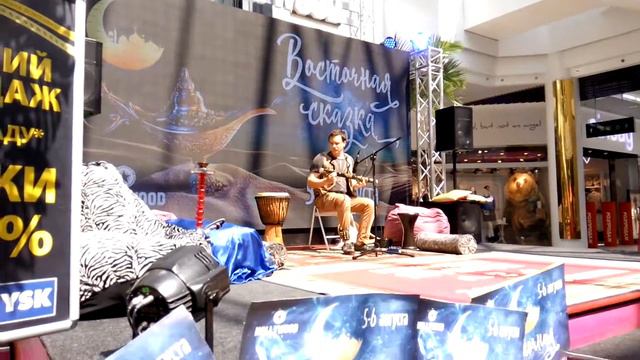 ТРЦ Голливуд. Человек оркестр. смотреть онлайн