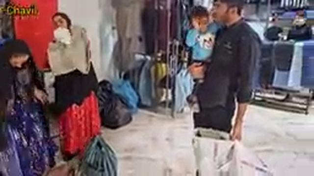 The lively story of nomads treating children by a doctor and buying warm clothes for the family смотреть онлайн