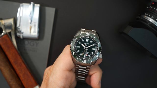 New Seiko Prospex Automatic Diver GMT - SPB381 Dive Watch - Mechanical 6R54 - Hands On Review смотреть онлайн