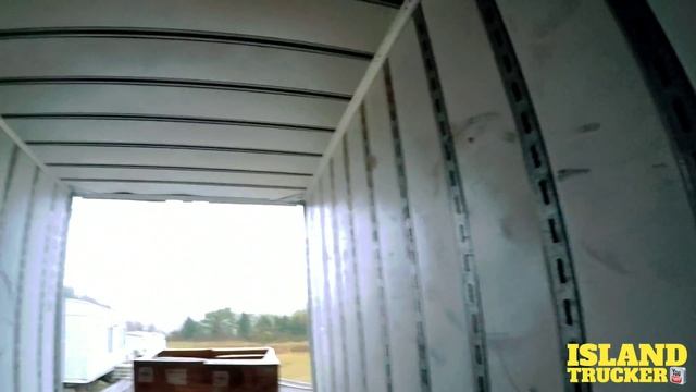 Unloading the truck with pallet jack смотреть онлайн