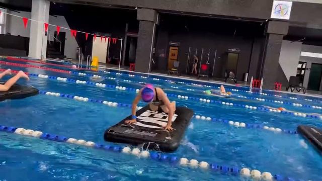 EVO GYM - AQUA FLAT KIDS смотреть онлайн