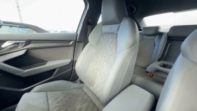 AUDI - A3 Berline 35 TFSI Mild Hybrid 150 S tronic 7 смотреть онлайн