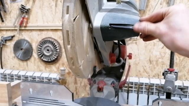 Торцовочная пила Metabo KGS 254i Plus, отзыв после 8 лет работы. Какую торцовку выбрать? смотреть онлайн