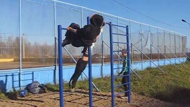 Турник в Эжве смотреть онлайн