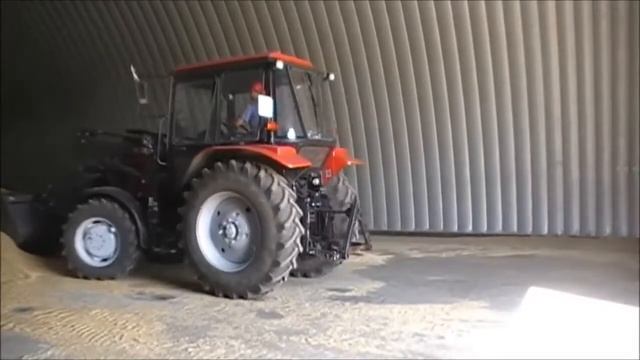 пагрузка зерна с мтз92п и мтз1221