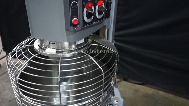 Hobart Paste Mixer Demonstration смотреть онлайн