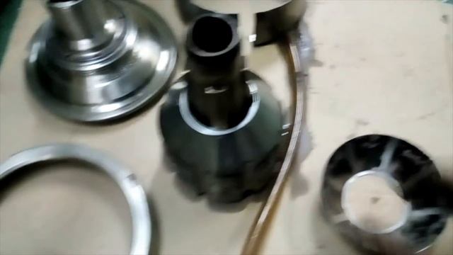 Разборка и сборка сепаратора дизтоплива/Disassembly and assembly of diesel oil purifier смотреть онлайн