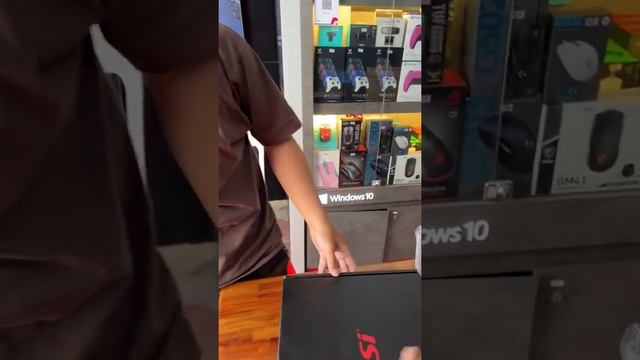 Unbox MSI GF63 11SC - CPU I5 11th - GTX 1650 4G- 144Hz смотреть онлайн