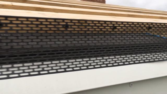 Часть 24. Монтаж защитной ленты вентзазора кровли смотреть онлайн