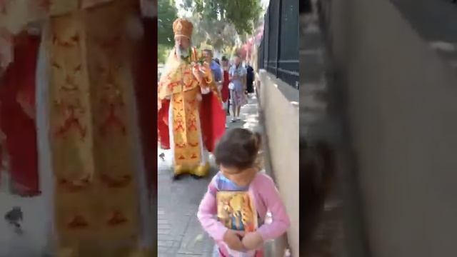 Пасхальный крестный ход в Неделю Антипасхи смотреть онлайн