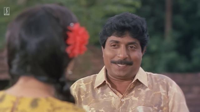 ഒരു മറവില്ലലോ .ഒരുചൂടുള്ള സമ്മാനംതരാന്നുവച്ച ആരേലുംകണ്ടാലോ?അല്ലെങ്കിൽ ആരെങ്കിലുംകാണുമെങ്കിൽകാണട്ടെ. смотреть онлайн
