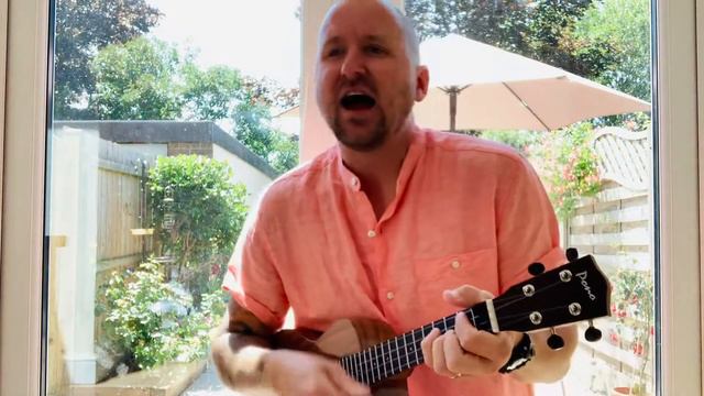 Dancing in the moonlight - Thin Lizzy ukulele cover #thinlizzy #ukulele смотреть онлайн
