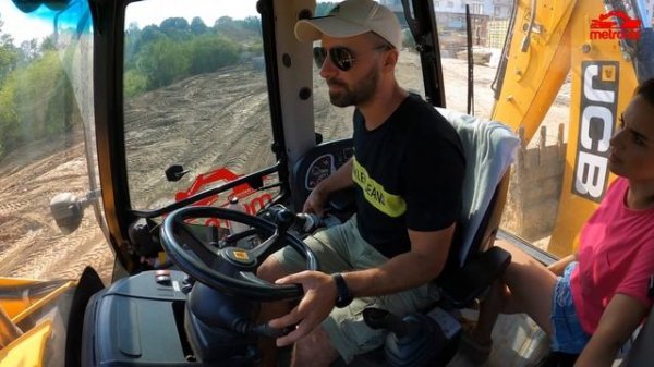 JCB 3CX | ⚠ 3CX Sitemaster at Work (subtitles)