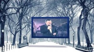 В городском саду падал снег