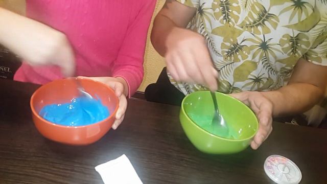 ЧЕЛЛЕНДЖ с папой !!! Как сделать СЛАЙМ своими руками. смотреть онлайн