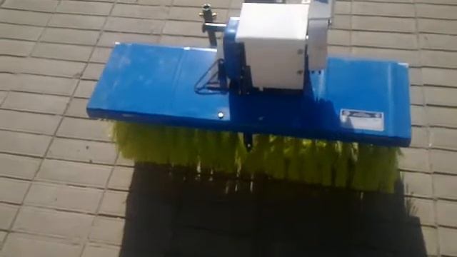 Подметальная щетка на мотоблок НЕВА. смотреть онлайн