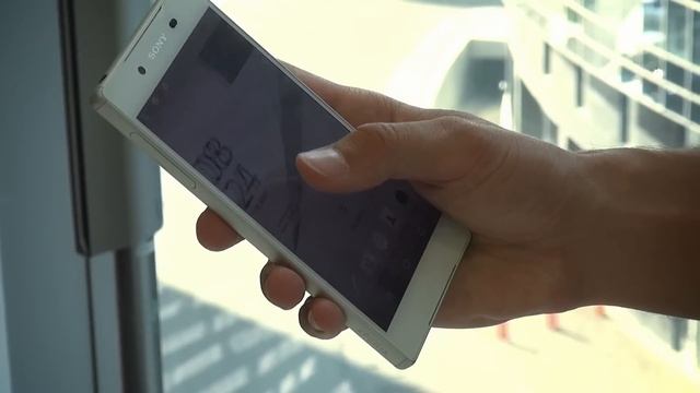 Быстрый обзор Xperia Z5 и Z5 Compact. Такой же, но красивей