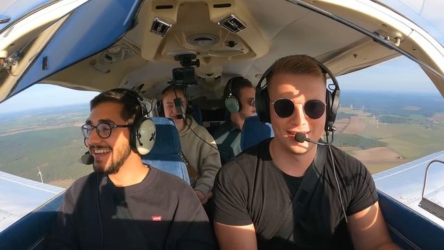 Spontaner Städtetrip nach Dresden als Privatpilot (Landung am Dresden International Airport) смотреть онлайн