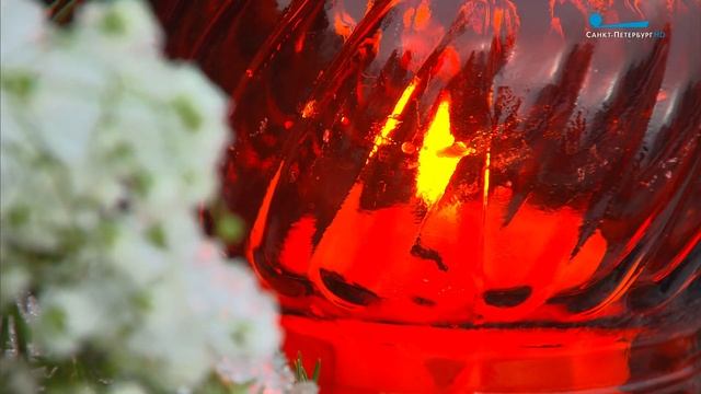 Николай Буров о военной лирике в стихах Михаила Дудина и о генетическом коде ленинградцев смотреть онлайн