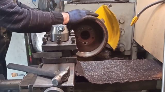 #14 Расточка тормозные барабаны Ford Transit на токарным станке. смотреть онлайн