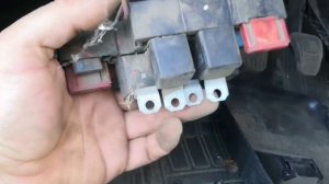 Шевроле Нива не заводится, не качает насос, не горит лампочка чек