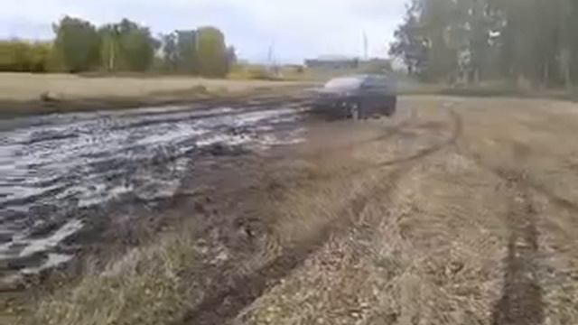 Мазда CX7 и грязь смотреть онлайн