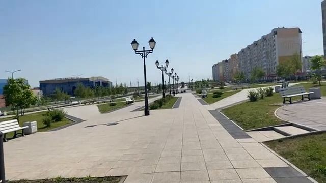 Достопримечательности Саратова пешком:Проспект Геров Отечества в Саратове/10:15/22.06.22 смотреть онлайн