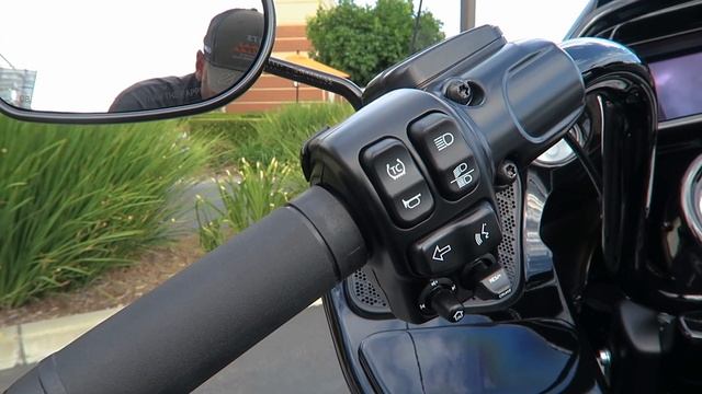 Reflex Defensive Rider Systems (RDRS) Explained for Harley-Davidson Motorcycles смотреть онлайн