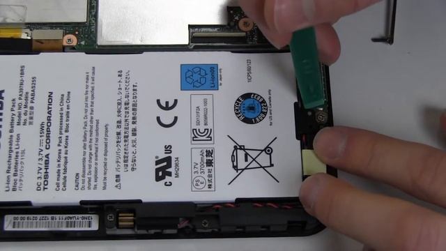 How to Replace Your Toshiba Thrive AT1S5-T32 Battery смотреть онлайн