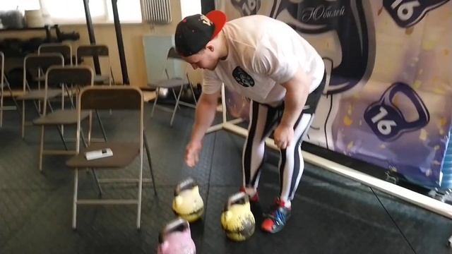 АЛЕКСАНДР КОРЯГИН "ГИРЕВОЙ КРЕСТ" ПИСТОЛЕТНЫМ ХВАТОМ С ПАРАМИ ГИРЬ ПО 12 И 16 КГ ВПЕРВЫЕ ПОПРОБОВАЛ смотреть онлайн