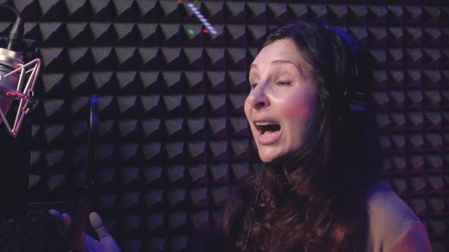 Мария Шульженко / педагог по эстрадному вокалу Rocksteady School смотреть онлайн