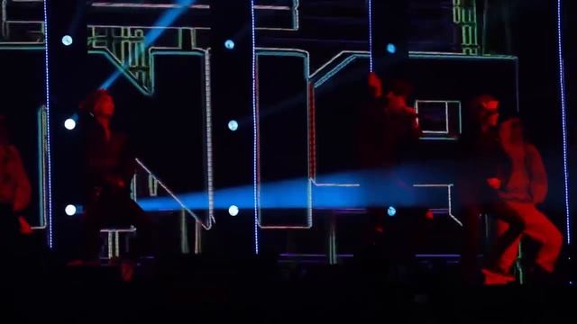 [FOCUS CAM] 190602 UNIQ (Sungjoo, Yixuan, Yibo) - EOEO at YH-FAMILY Concert смотреть онлайн