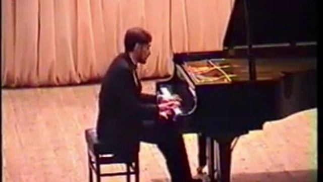 П. Чайковский Думка ор. 59 Алексей Комаров P. Tchaikovsky Dumka op.59 Alexey Komarov смотреть онлайн