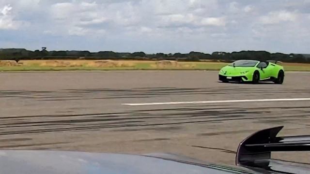 Lamborghini Aventador SVJ против Huracan Performante ГОНКА