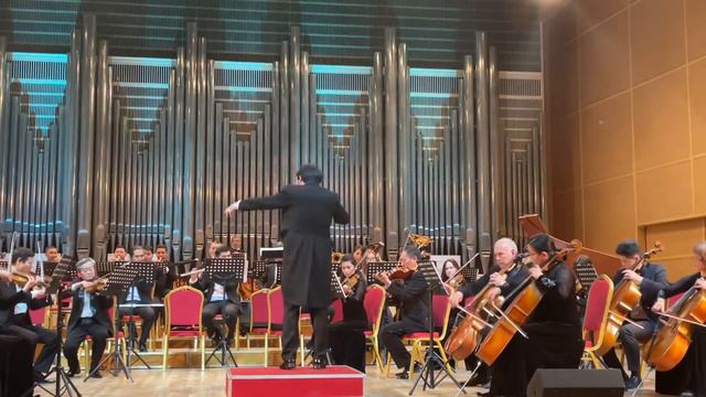 E. Elgar - Pomp And Circumstance March No 1. (Muslim Amze)