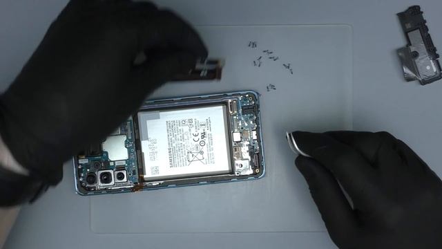 Обзор Samsung Galaxy A72 - взгляд изнутри. A52 на максималках? | Разборка Samsung A72