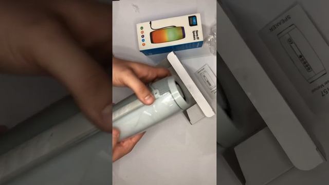 Відео огляд_ Портативна bluetooth колонка вологостійка TG-157 Pulse з різнобарвним підсвічуванням смотреть онлайн