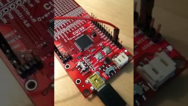 PIC32MX SID Player (CUI32 Board) смотреть онлайн